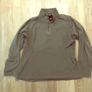 North face pull over